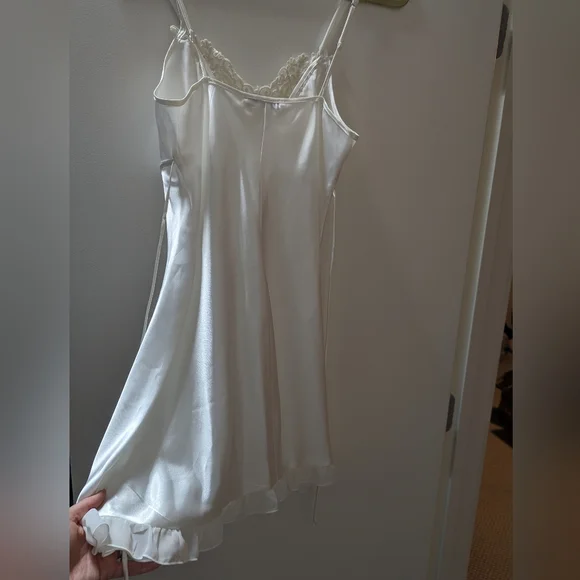 Bridal, Linea Donatella Lingerie 2 piece Set - Picture 5 of 16